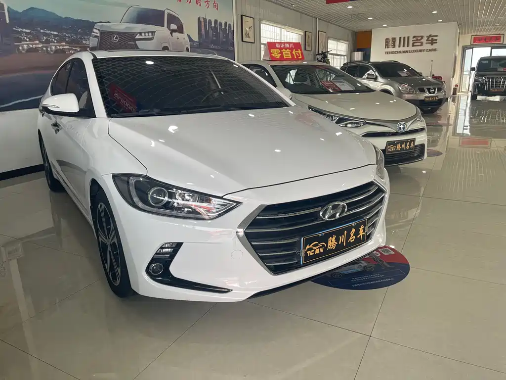 Hyundai Elantra — миниатюра 2