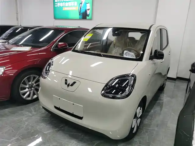 WULING AUTOMOBILE HONGGUANG MINIEV 2025