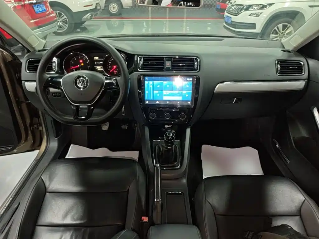 Volkswagen Sagitar — миниатюра 10