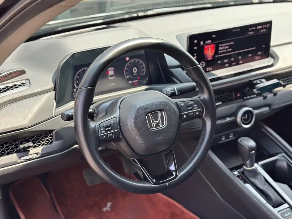 Honda Accord — миниатюра 6