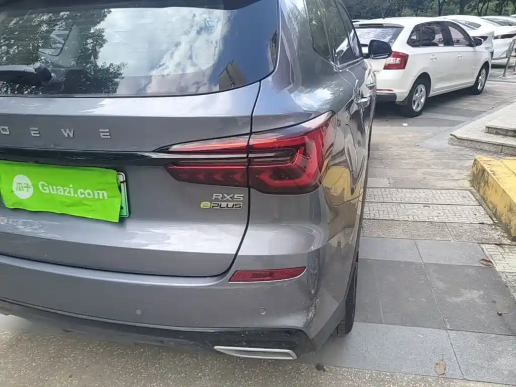 Roewe RX5 New Energy — миниатюра 8