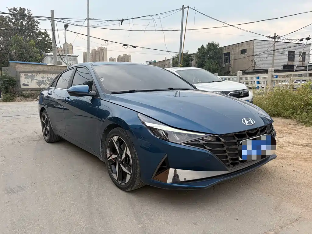 Hyundai Elantra — миниатюра 3