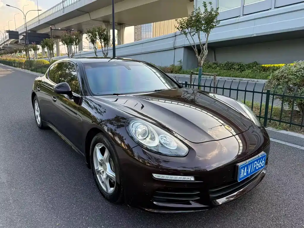 Porsche Panamera — миниатюра 3