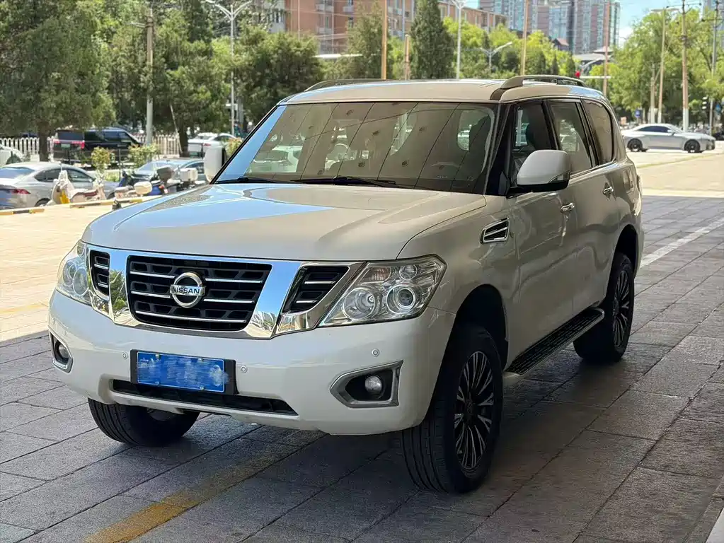 Nissan Patrol — миниатюра 2