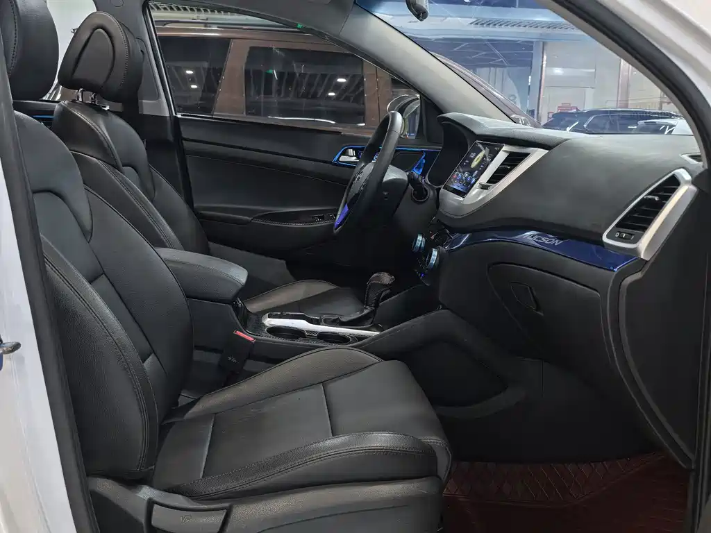 Hyundai Tucson — миниатюра 12