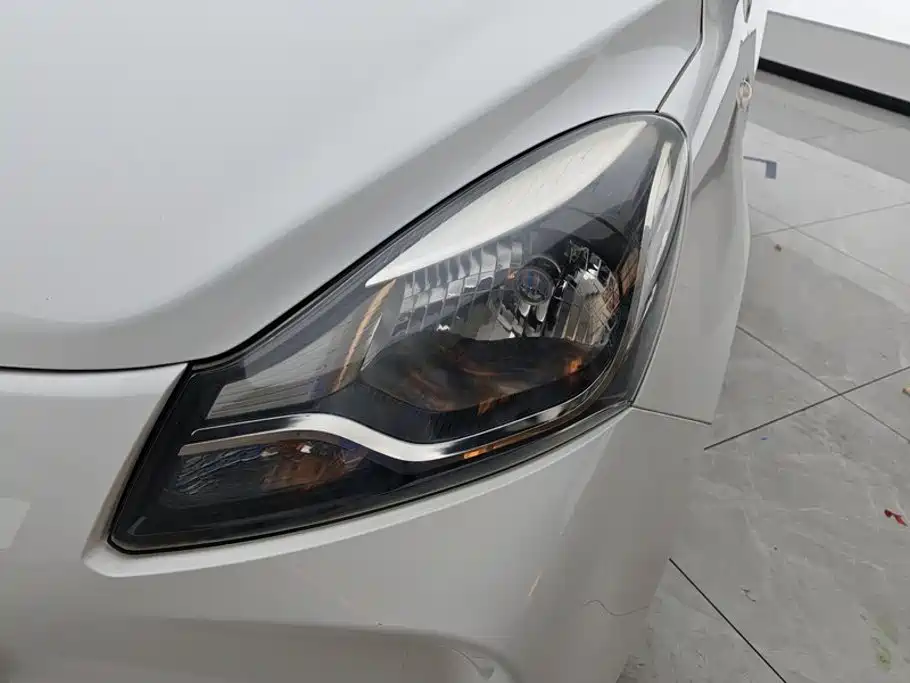 Changan Benben E-Star — миниатюра 5