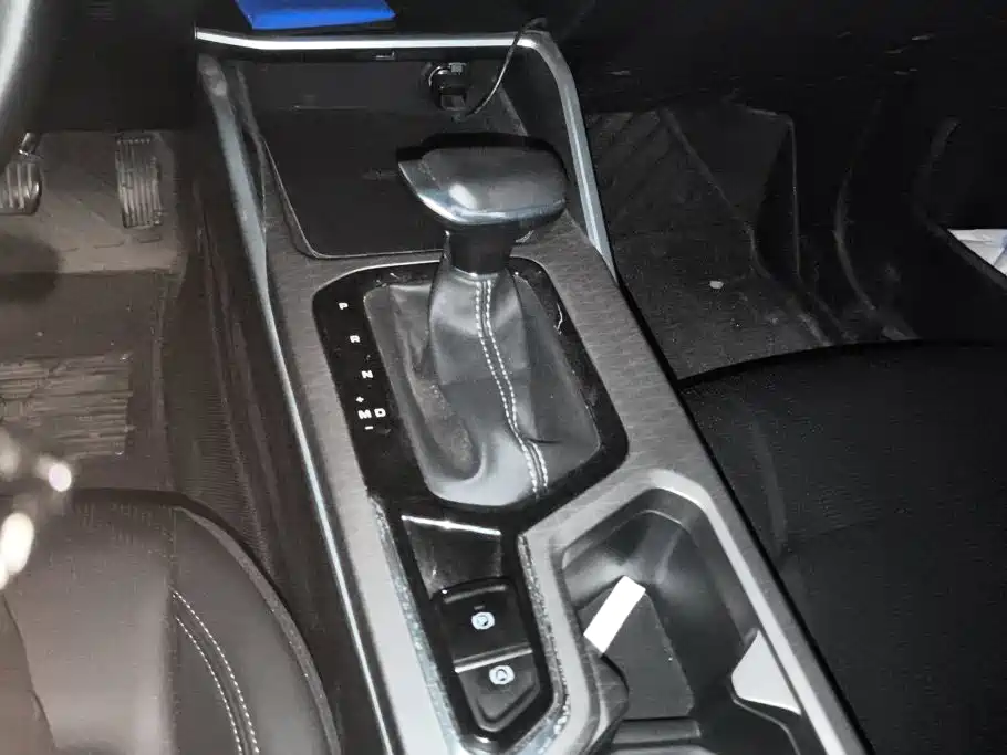 Geely Emgrand — миниатюра 16