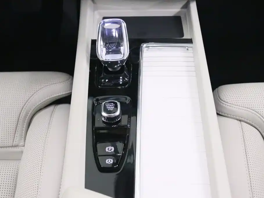 Volvo XC60 — миниатюра 15