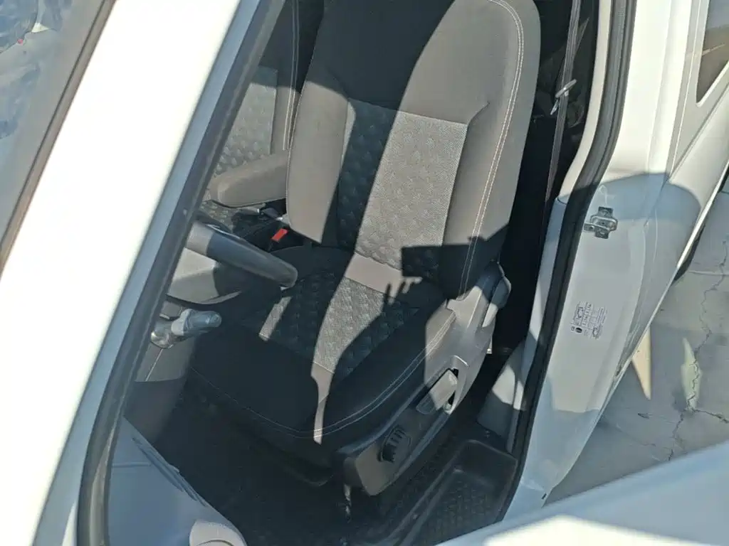 Maxus V80 — миниатюра 15