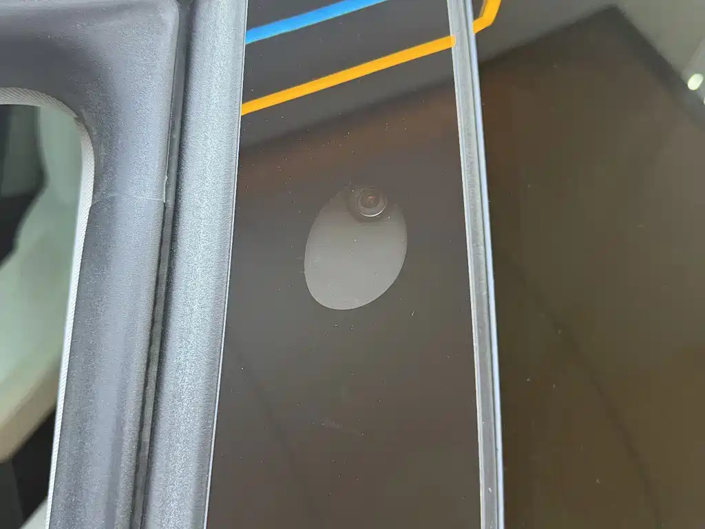 Tesla Model 3 — миниатюра 11