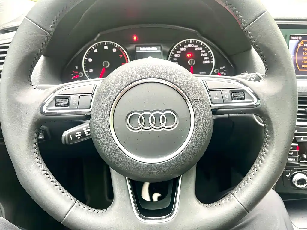 Audi Q5 — миниатюра 15
