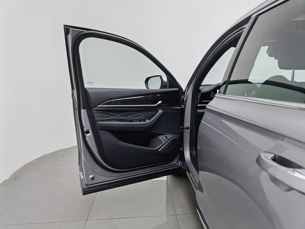 Geely Xingyue L — миниатюра 8