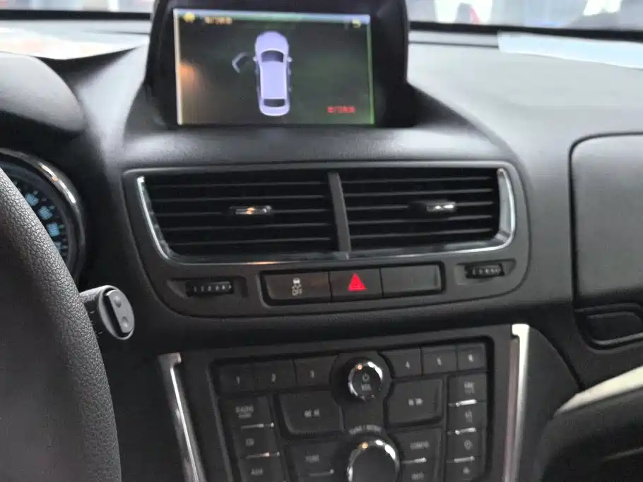 Buick Encore — миниатюра 13