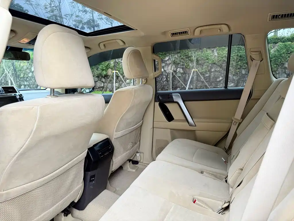 Toyota Prado (Import) — миниатюра 6