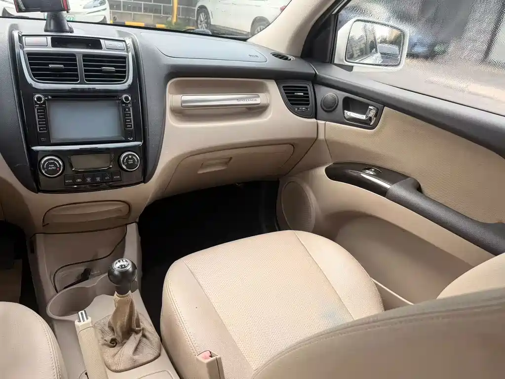 Kia Sportage — миниатюра 17