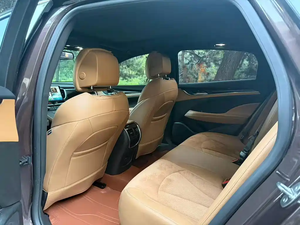 Buick LaCrosse — миниатюра 6