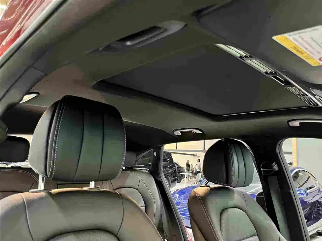 Mercedes-Benz EQC — миниатюра 21