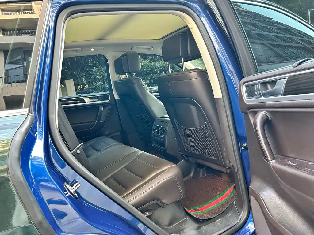 Volkswagen Touareg — миниатюра 15