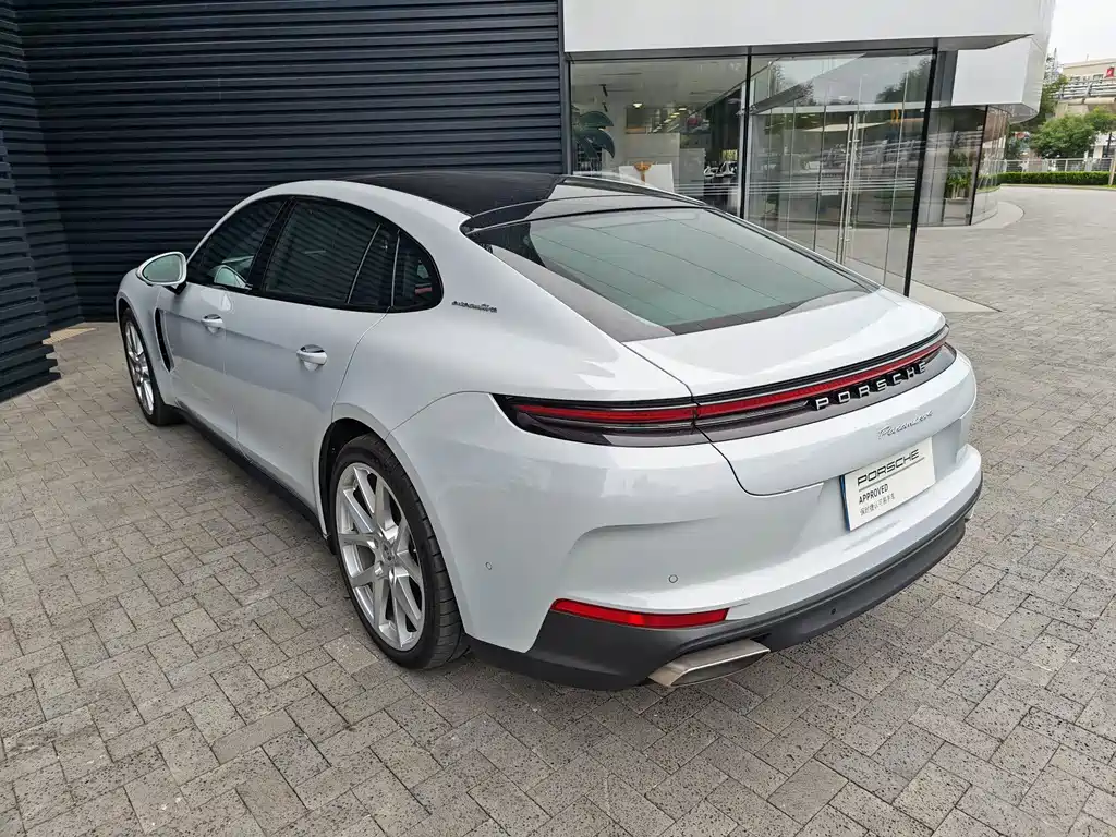 Porsche Panamera — миниатюра 8