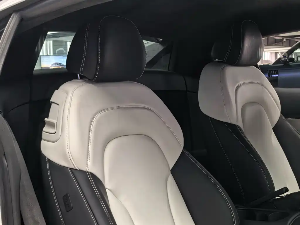 Audi R8 — миниатюра 29