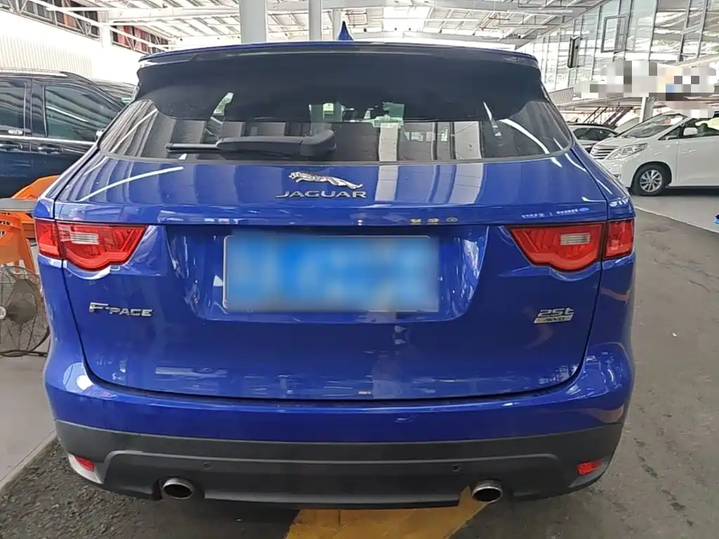 Jaguar F-PACE — миниатюра 6