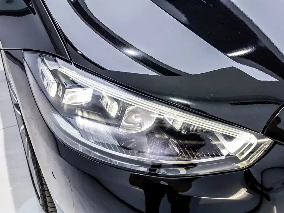 Mercedes-Benz S-Class — миниатюра 32