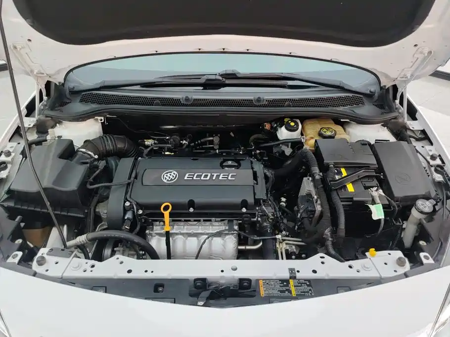 Buick Excelle — миниатюра 10