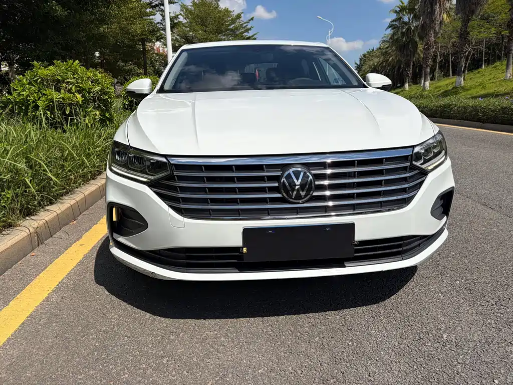 Volkswagen Lavida — миниатюра 2