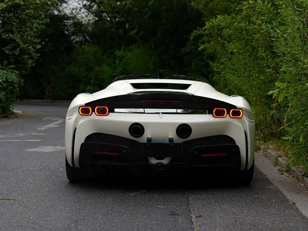 Ferrari SF90 — миниатюра 10