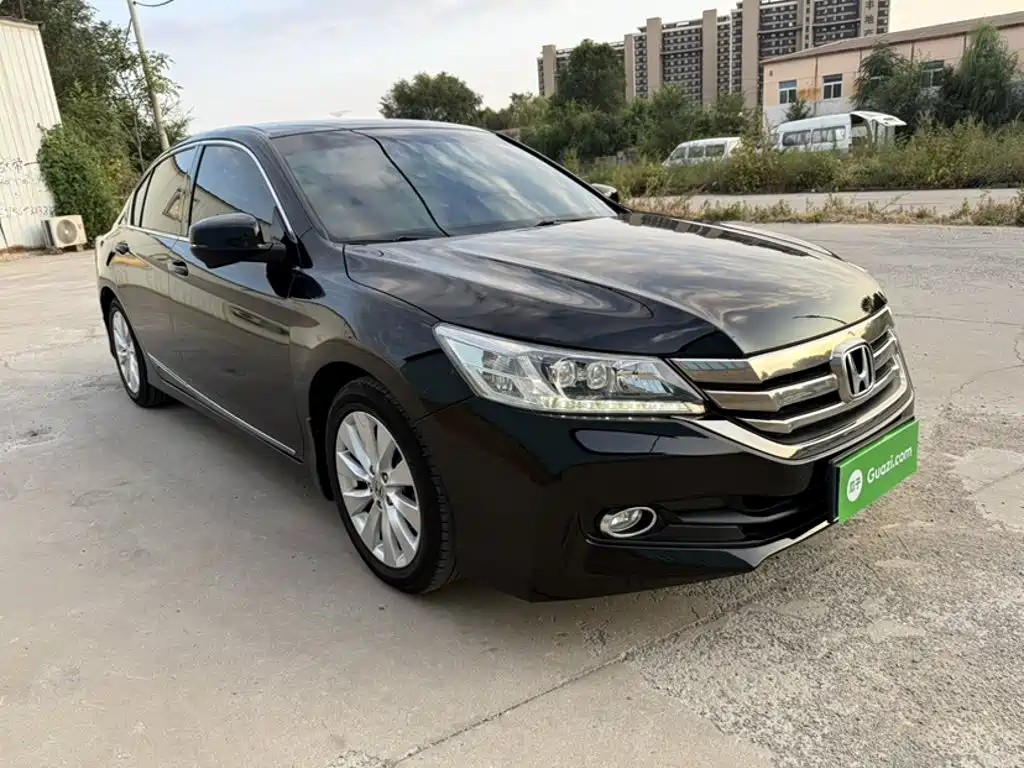 Honda Accord — миниатюра 5