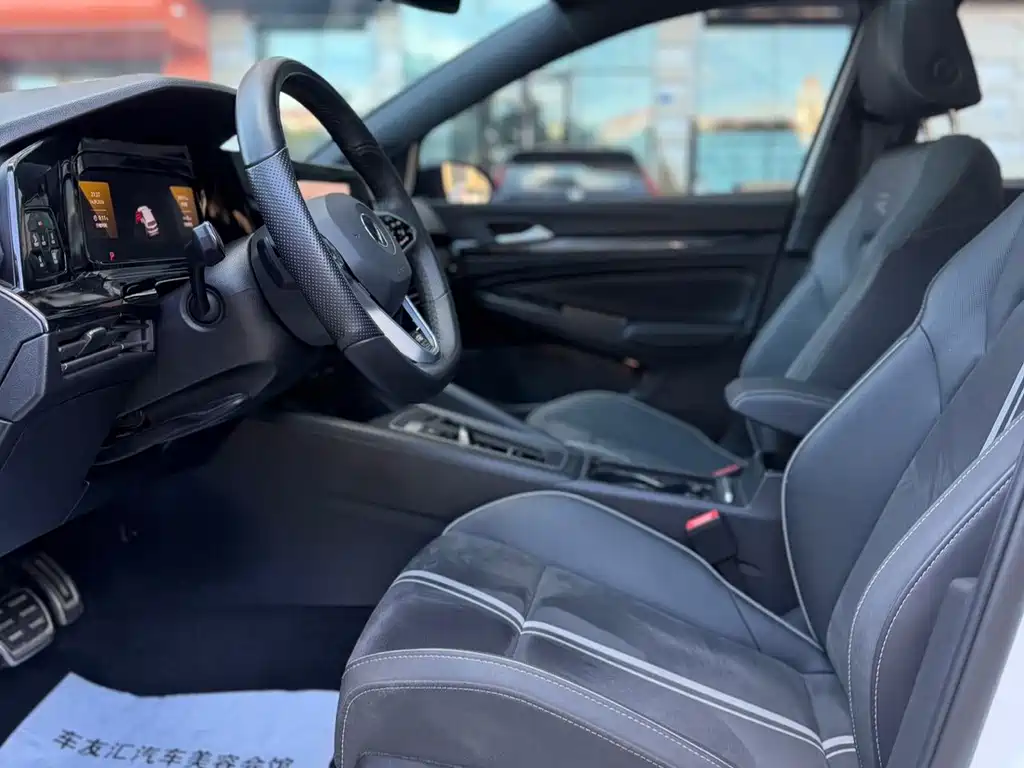 Volkswagen Golf — миниатюра 10