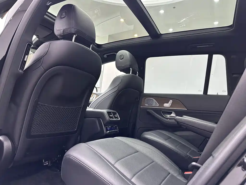 Mercedes-Benz GLS — миниатюра 15