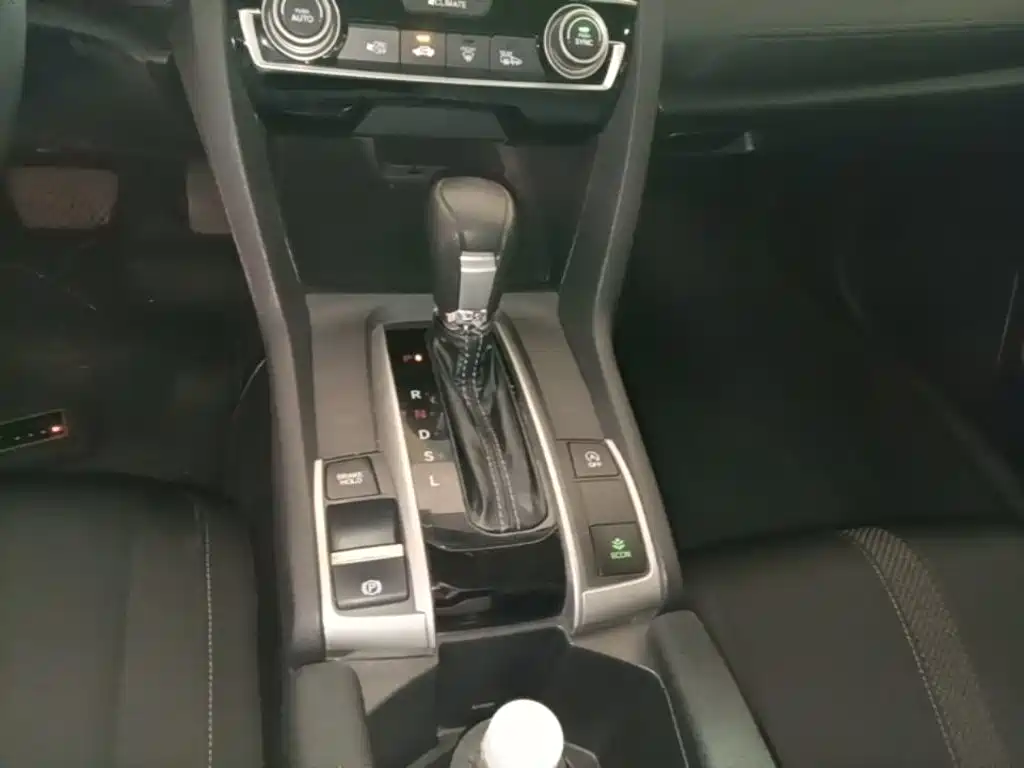 Honda Civic — миниатюра 14