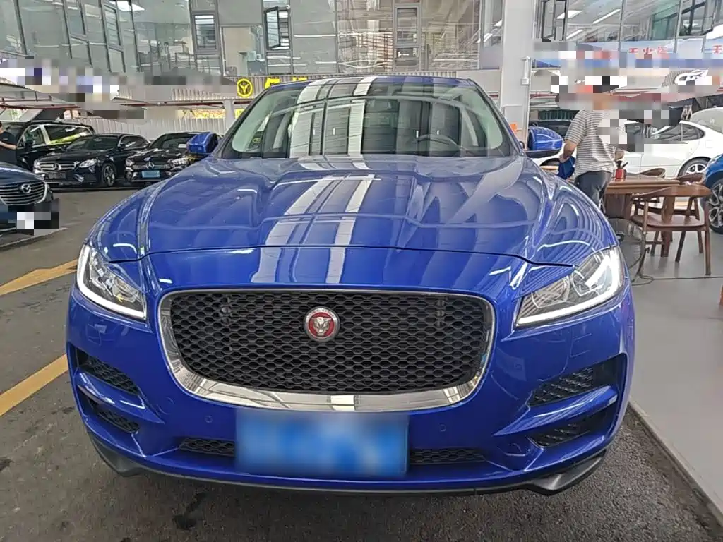 Jaguar F-PACE — миниатюра 3