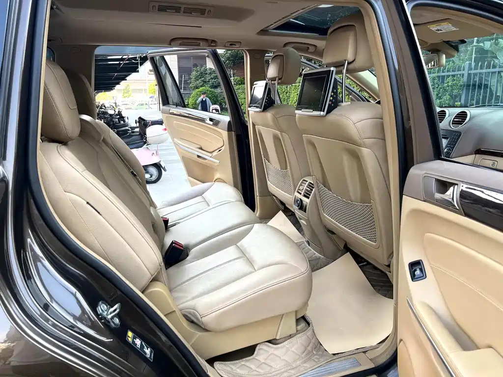 Mercedes-Benz GL-Class — миниатюра 9