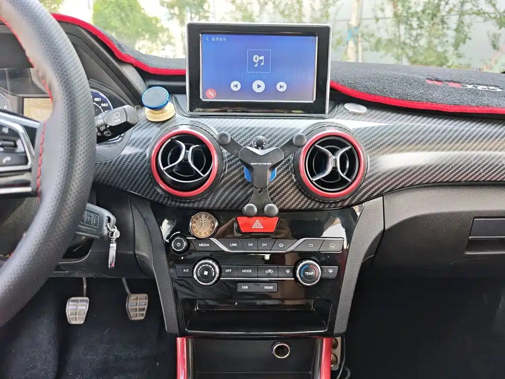 BAIC Senova X25 — миниатюра 13
