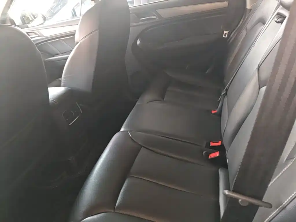 Roewe RX5 — миниатюра 17