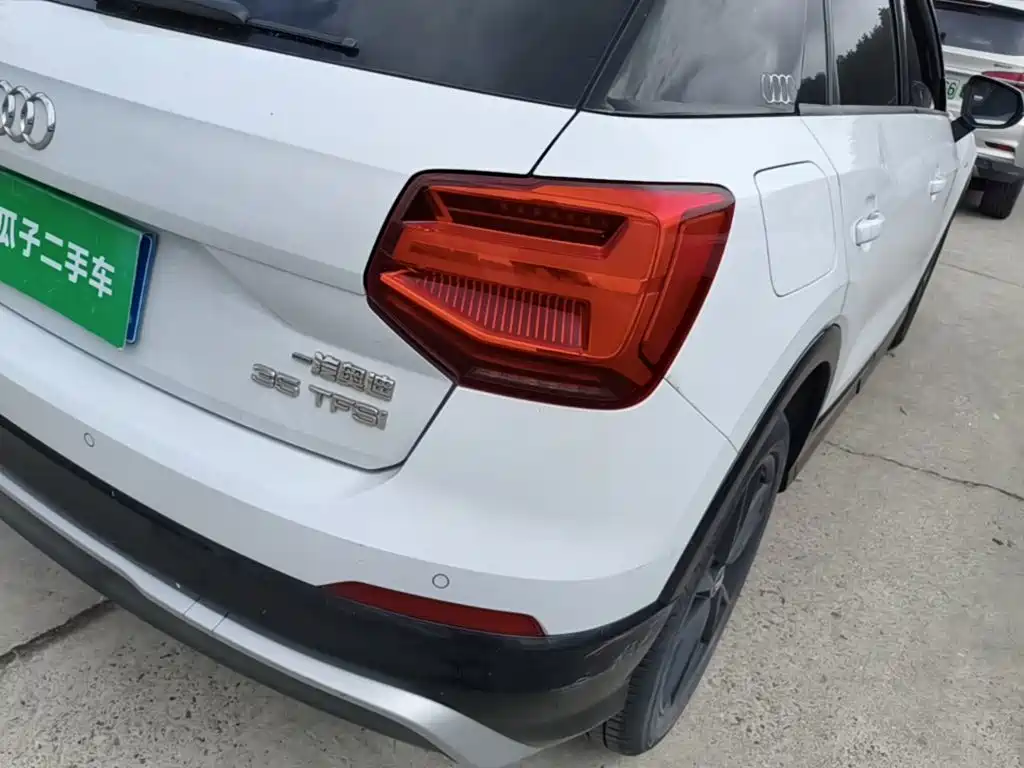 Audi Q2L — миниатюра 8