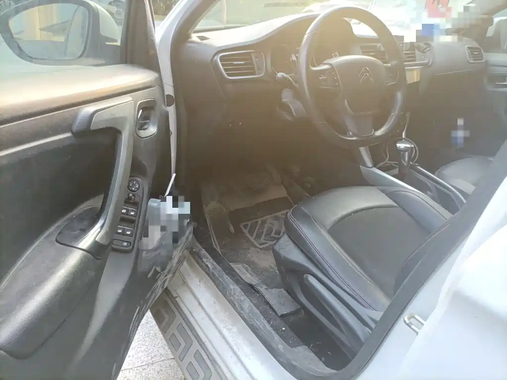 Citroen C3-XR — миниатюра 12