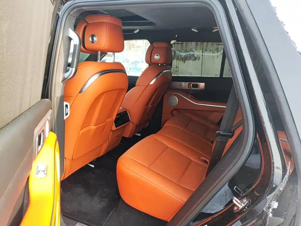 TANK TANK 700 NEW ENERGY