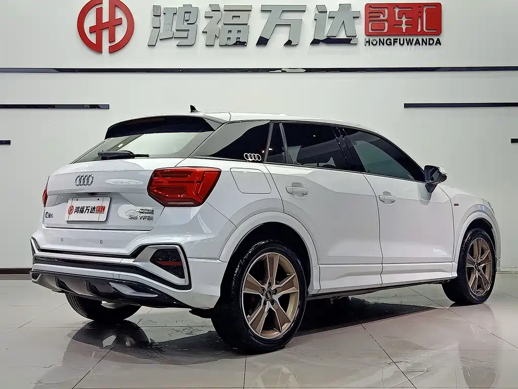 Audi Q2L — миниатюра 4