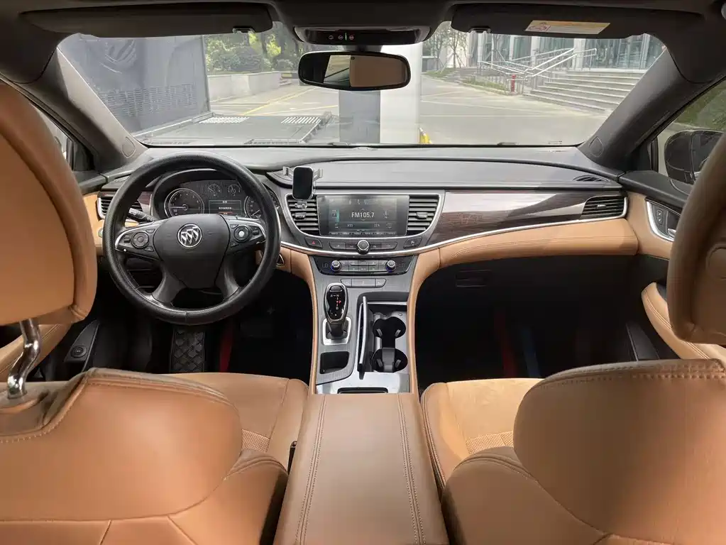 Buick LaCrosse — миниатюра 4
