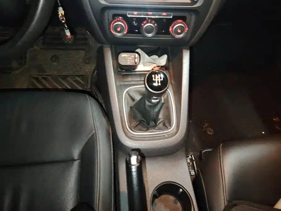 Volkswagen Sagitar — миниатюра 16