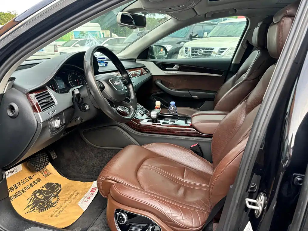 Audi A8 — миниатюра 7