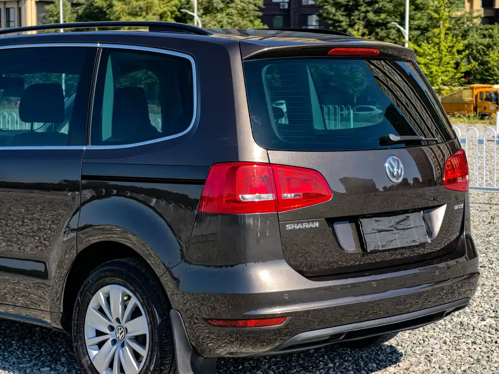 Volkswagen Sharan — миниатюра 24