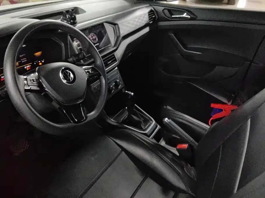 Volkswagen T-Cross — миниатюра 12