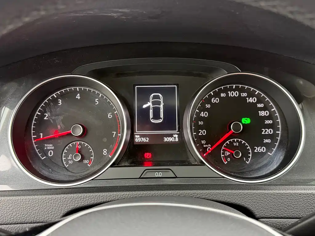 Volkswagen Golf — миниатюра 12