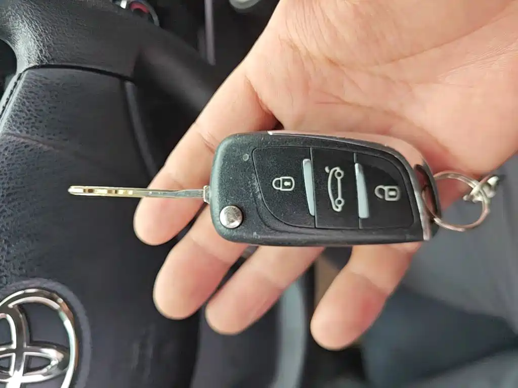 Toyota Yaris L — миниатюра 9