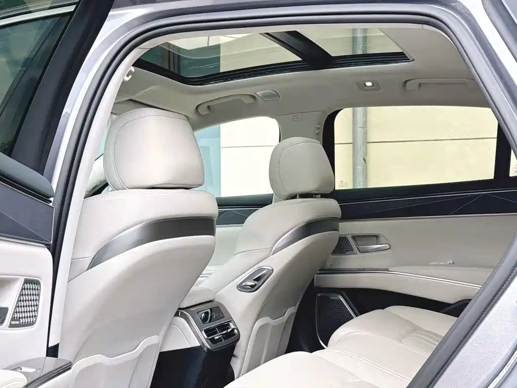 BYD Han L — миниатюра 19