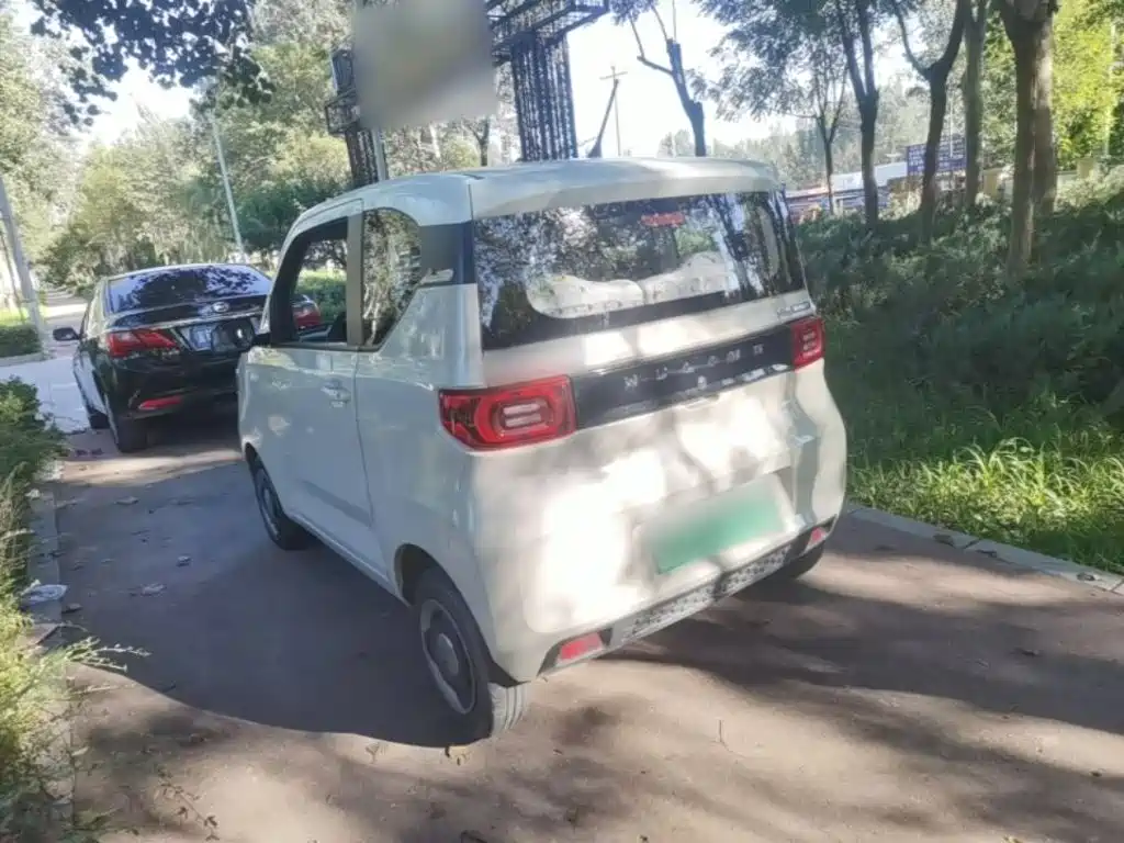 Wuling MINIEV — миниатюра 5